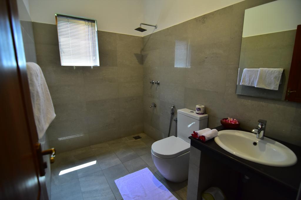 Park Lane Apartments Negombo Exterior photo
